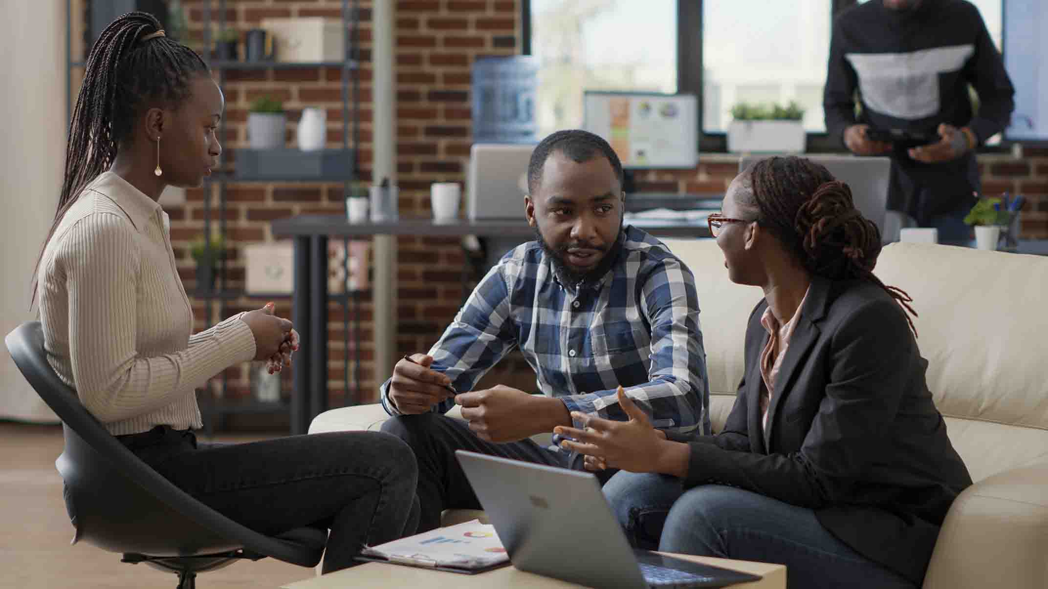 La Cité des Métiers de Mayotte organise régulièrement des ateliers, forums et rencontres pour vous accompagner dans votre parcours professionnel.